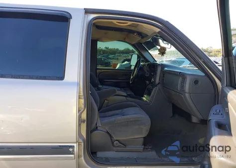 2006 Chevrolet Silverado 2500Hd Lt2 z USA, uszkodzony, nr VIN 1GCHK23236F107510